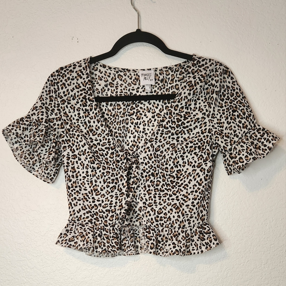 Princess Polly Front Tie Animal Print Crop Top with Ruffled Sleeves, Size 0